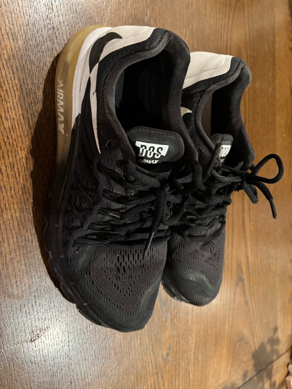 Nike Black and White Air Max Women’s Sneakers